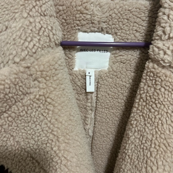 Sherpa Long Jacket - Picture 2 of 3